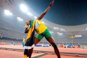 华体会hth-“华金·托比利亚的迅猛反应与稳健防守，提升美洲狮队的竞争力”